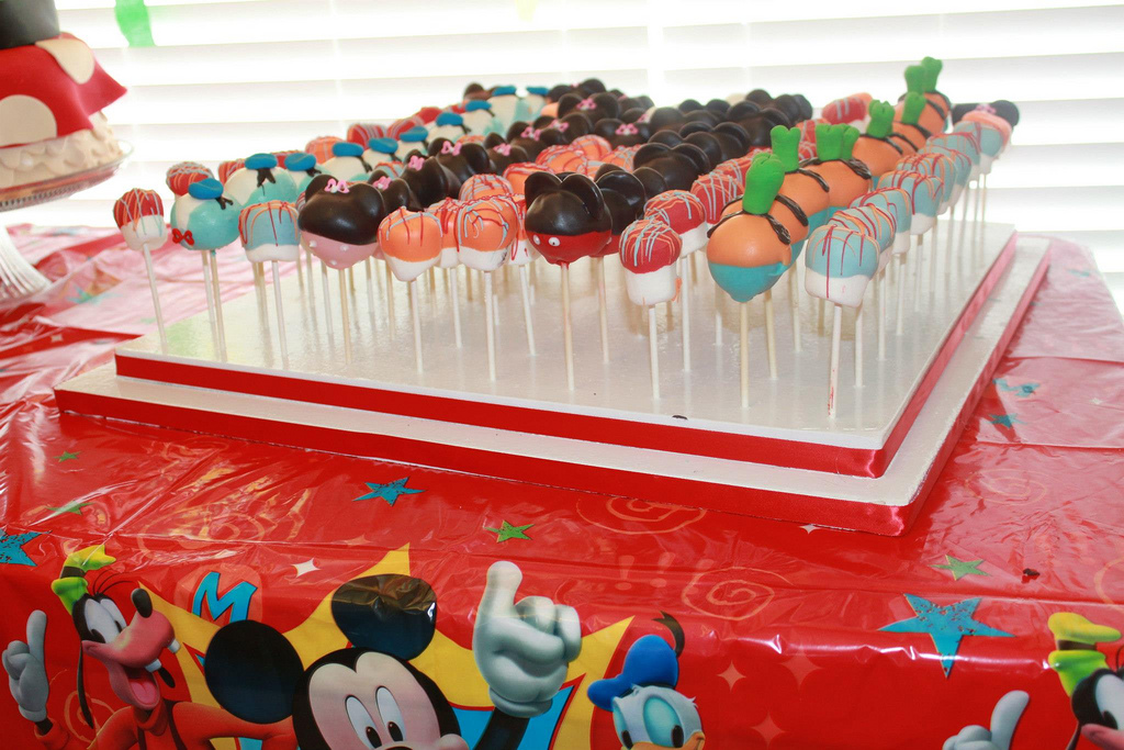 Mickey Mouse Clubhouse Cake Pops