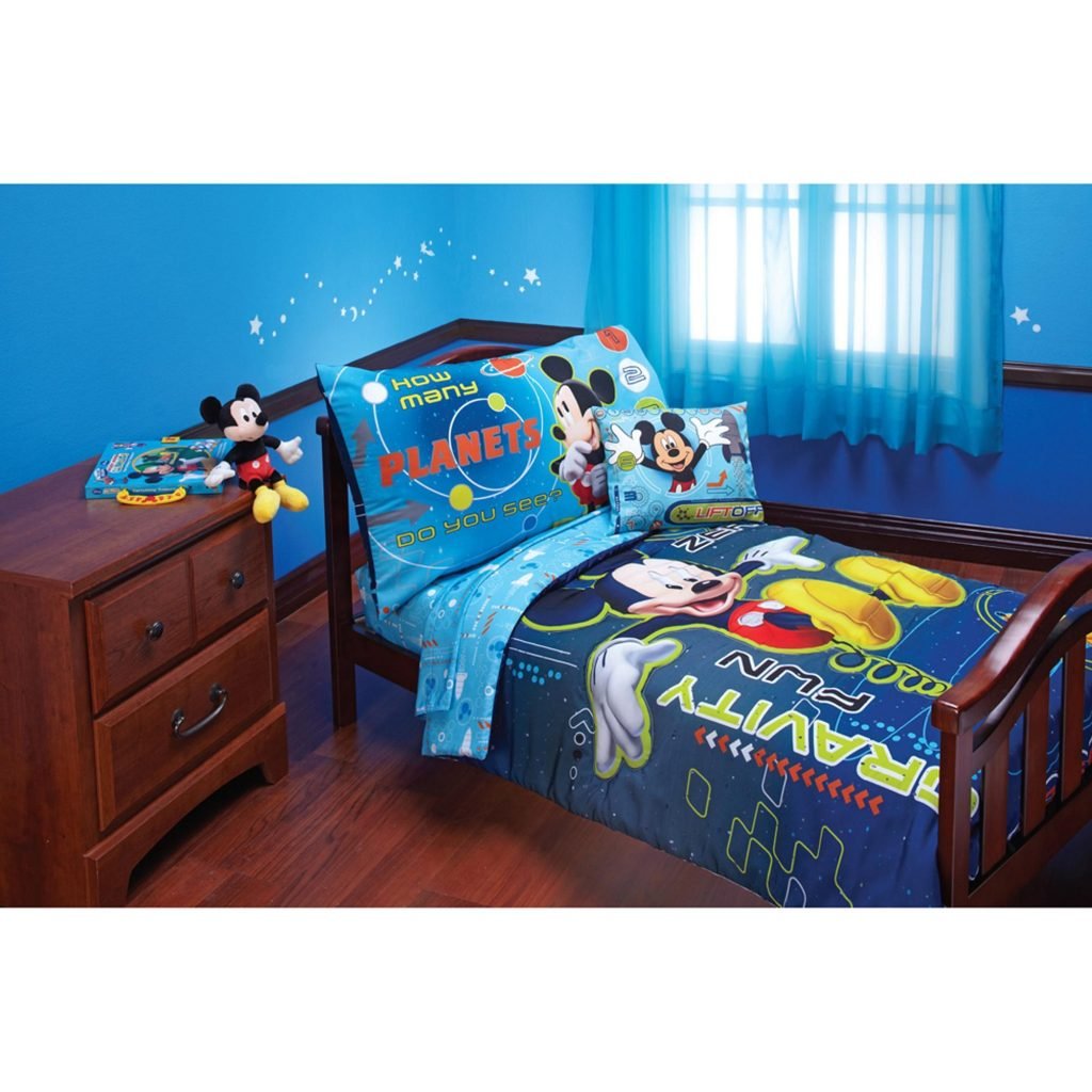 Gorgeous Mickey Mouse Toddler Bedding