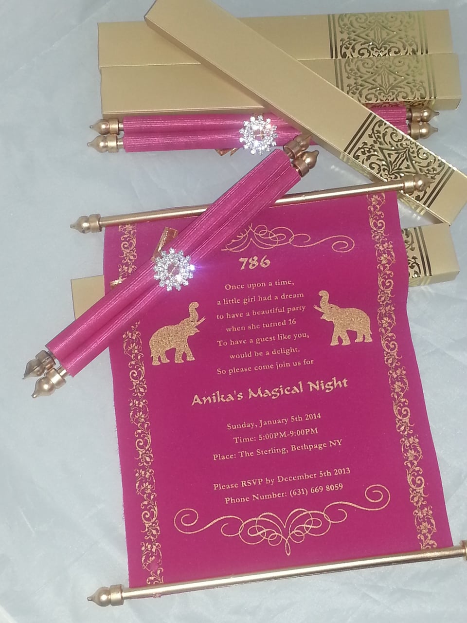 Decorative Scroll Invitation With Rhinestone Decoration (set Of 25