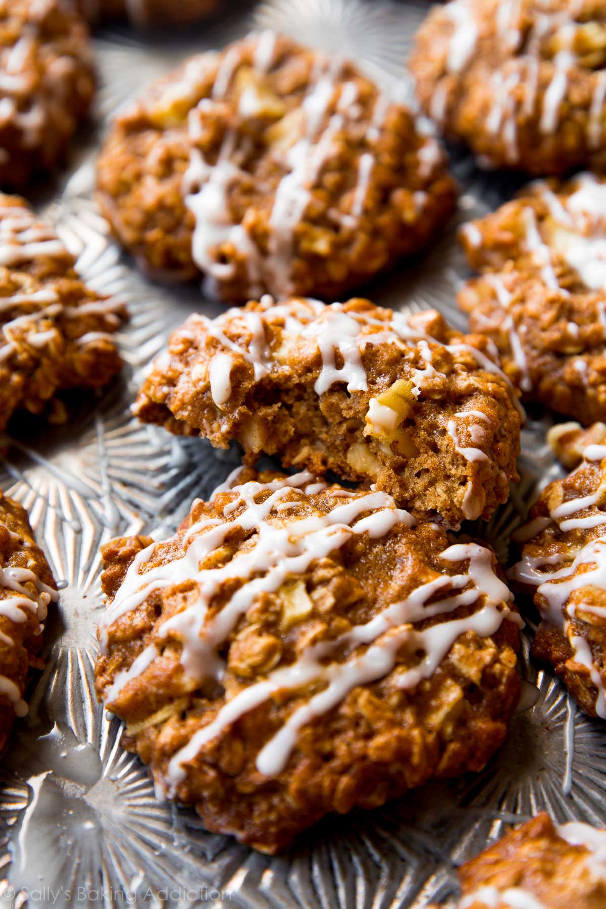 Cinnamon Oatmeal Cookies