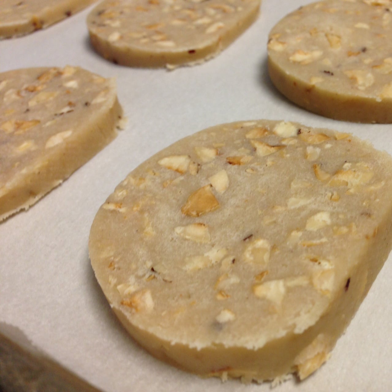 Hazelnut Shortbread Sandwich Cookies With Milk Chocolate Fudge