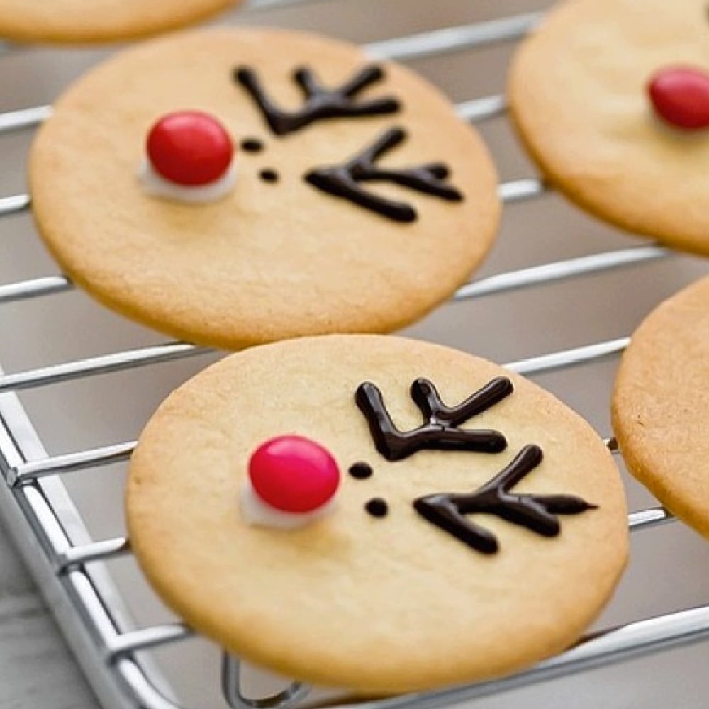 Holiday Dessert Ideas You Can Make With Your Kids!