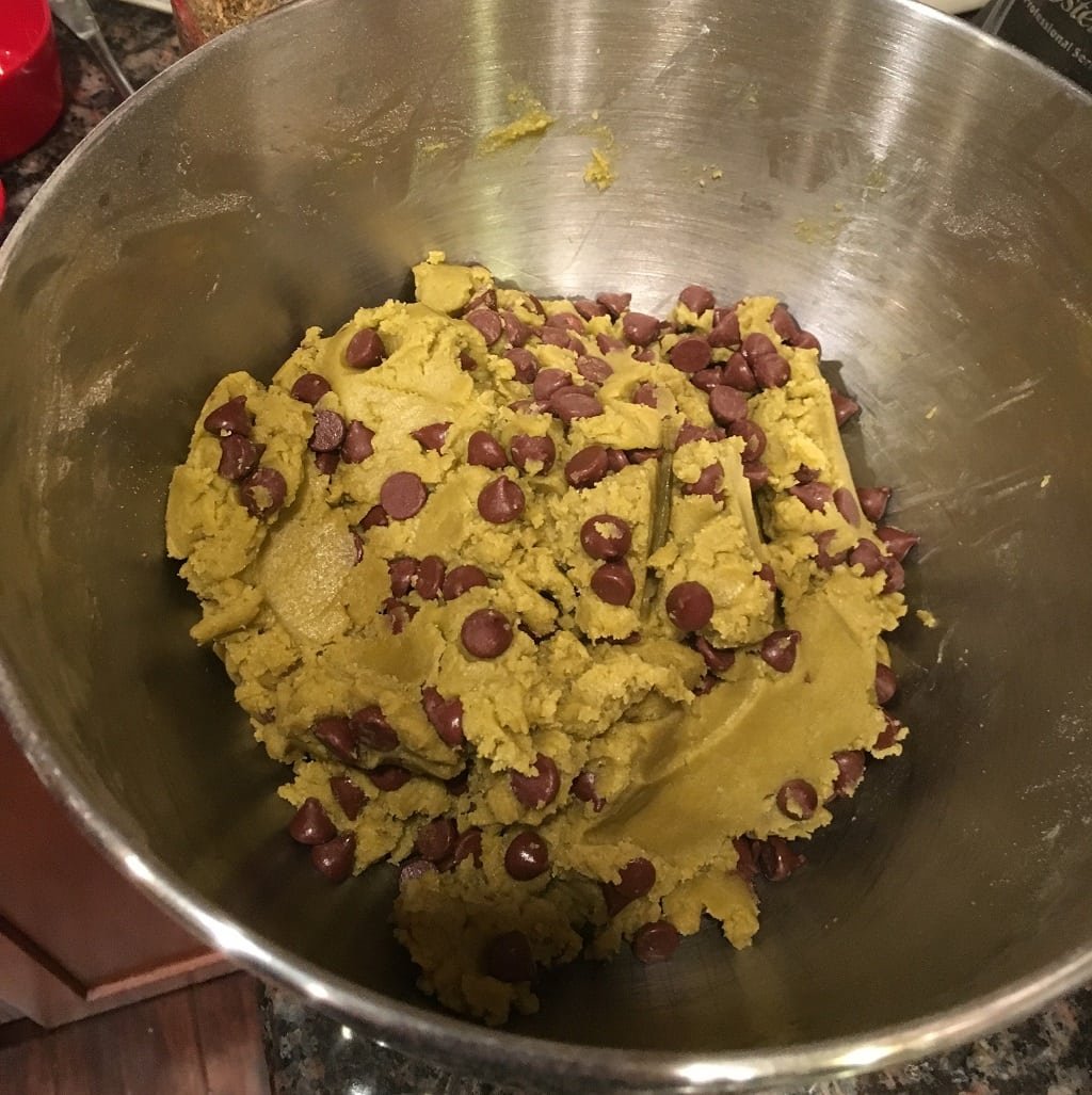 How To  Make Chocolate Chip Cookies With Avb Cannabutter