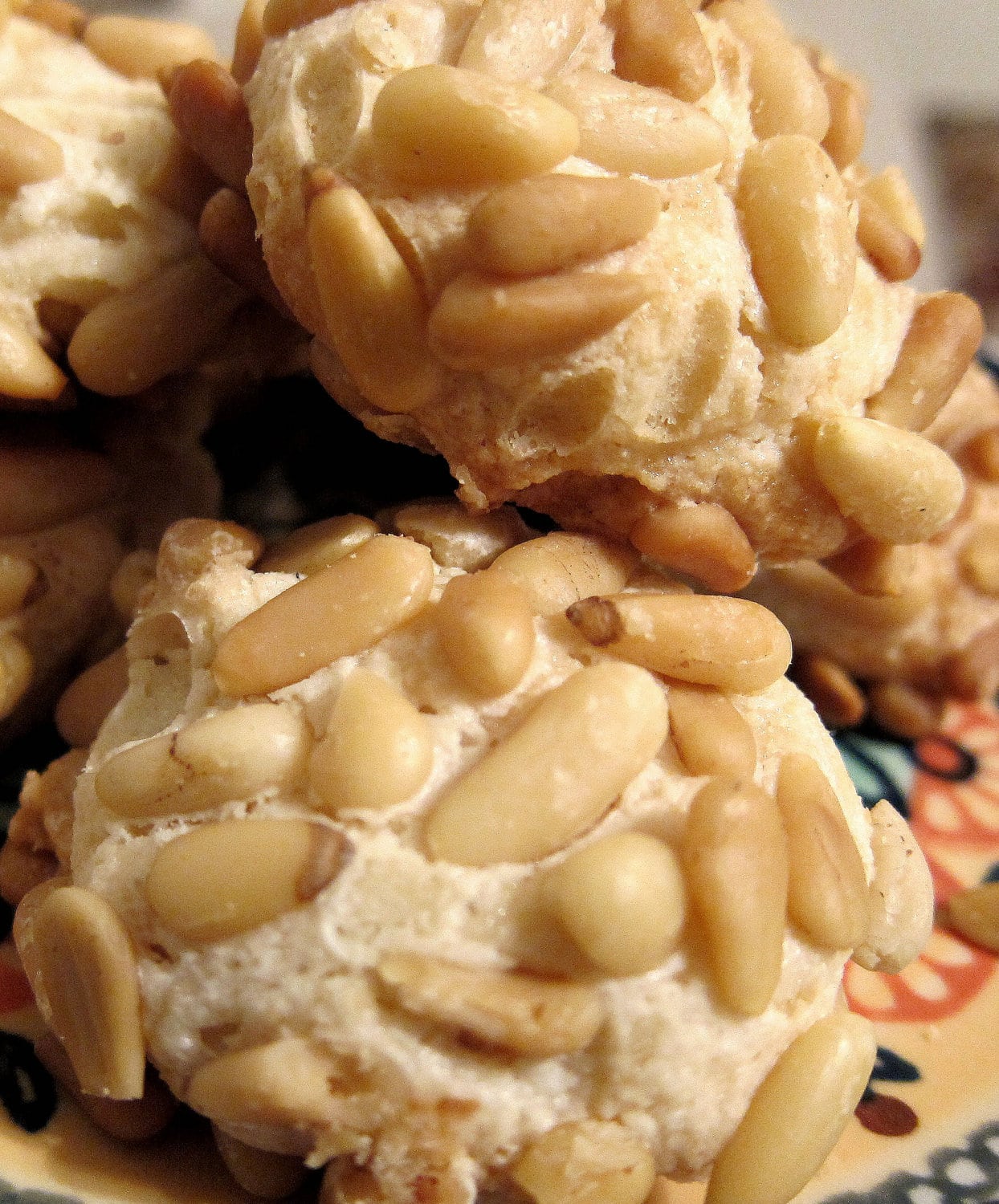 Italian Pignoli Cookies ( Pine Nut Cookies )