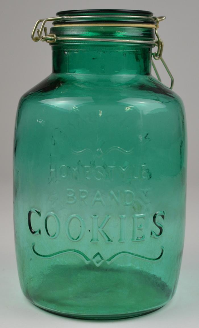 Mills Bakery Air Tight 4 Quart Homestyle Brand Cookie Jar