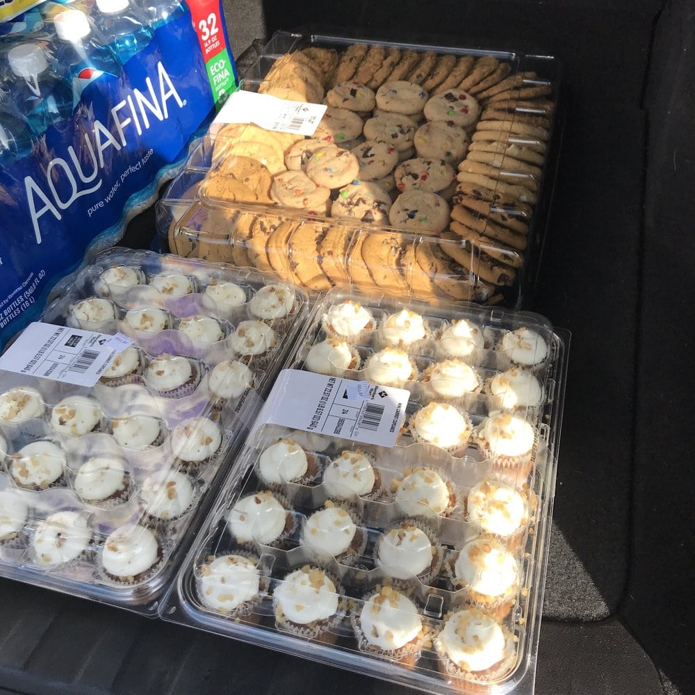 Mini Cupcakes And Cookies