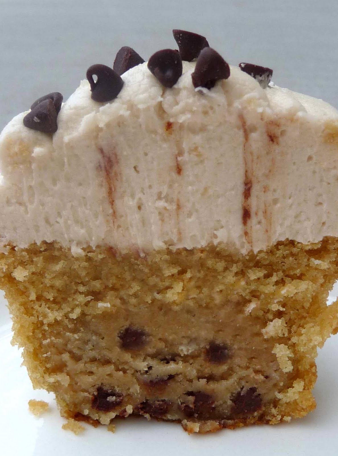 Cookie Dough Cupcakes With Cookie Dough Buttercream Frosting