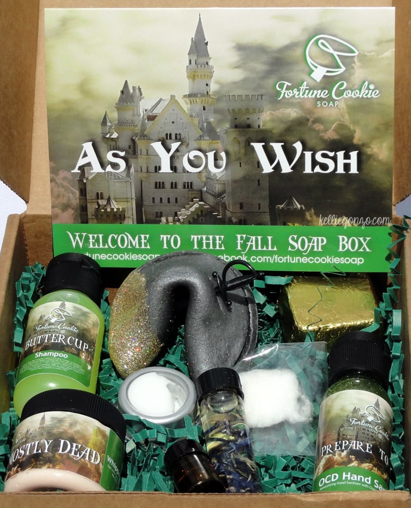 Kelliegonzo  Fortune Cookie Soap Fall 2016 Soap Box Review