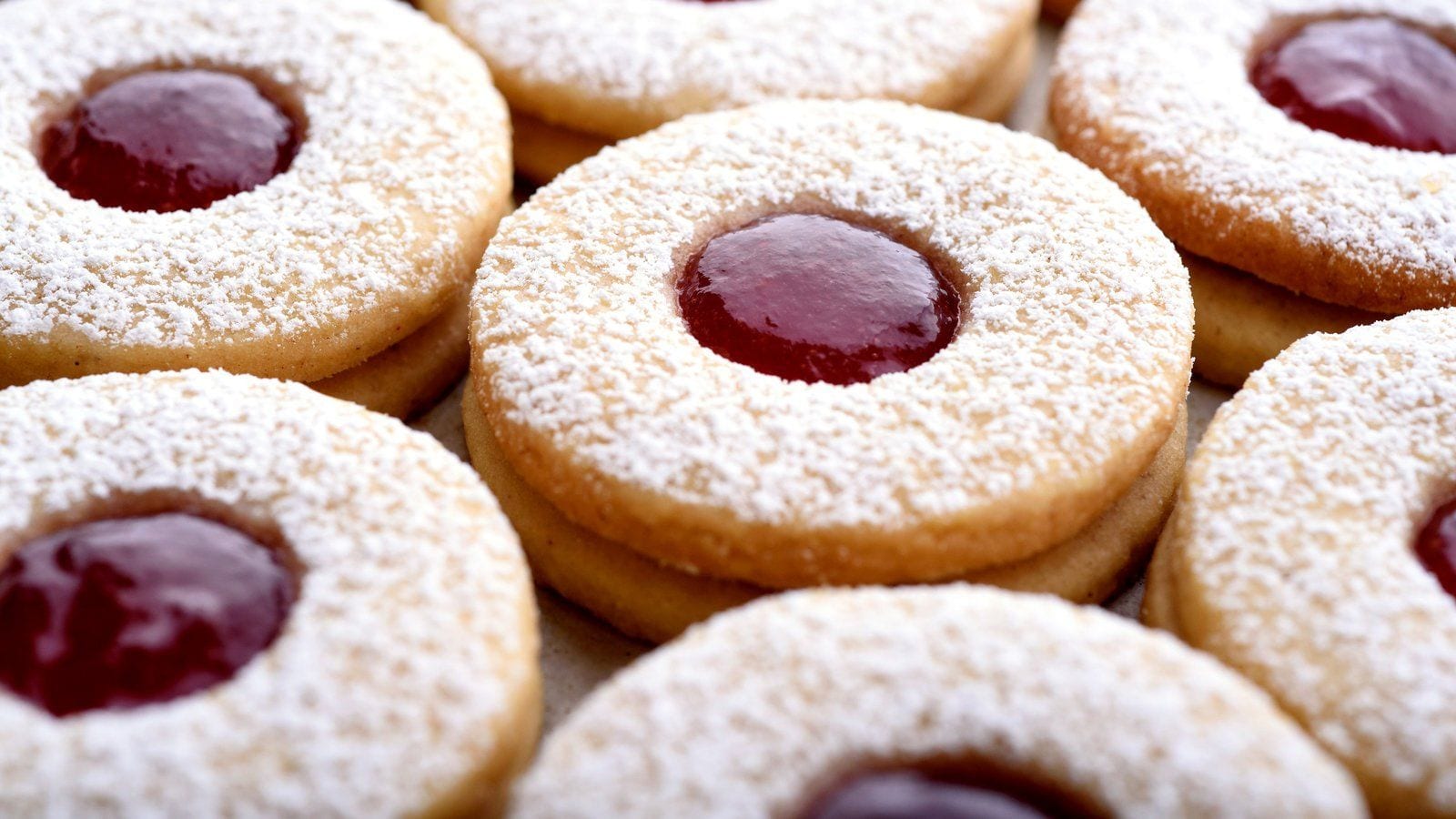 Linzer Cookies