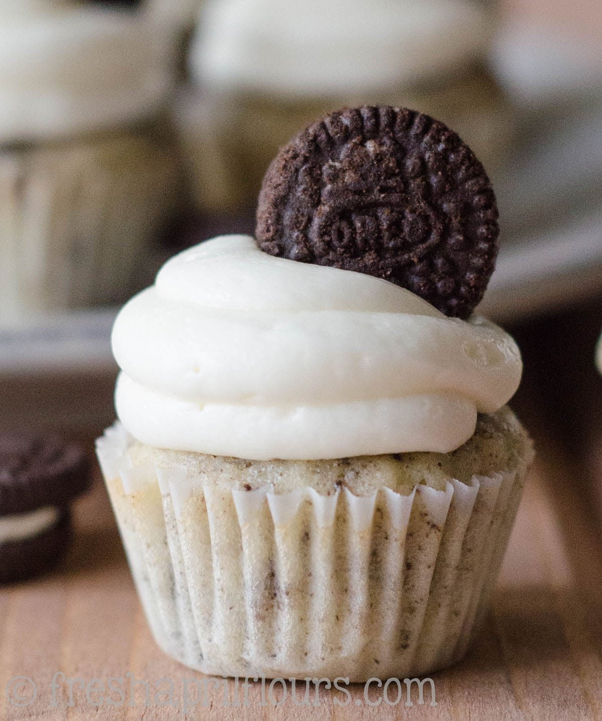 Mini Cookies & Cream Cupcakes