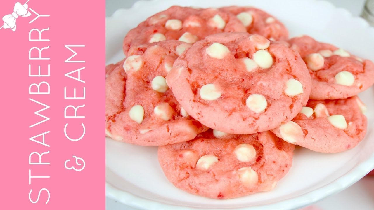 Strawberry White Chocolate Chip Cake Mix Cookies    Lindsay Ann