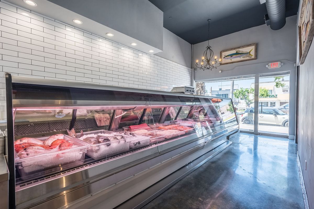 The Valley's New Fresh Seafood Marketplace Comes With A Side Of