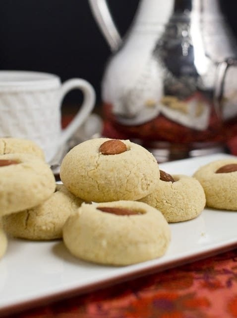 Vegan Almond Cookies