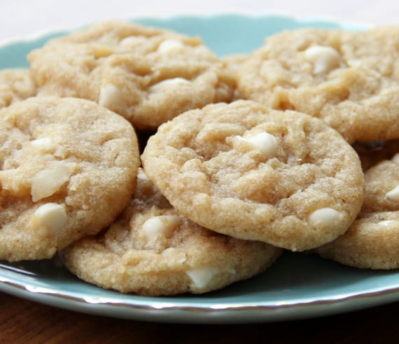 White Macadamia Cookies