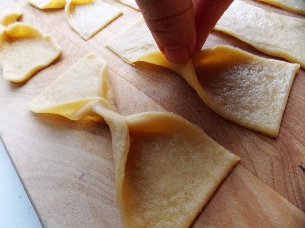 How To Make Crunchy Sweet Italian Bow Tie Cookies
