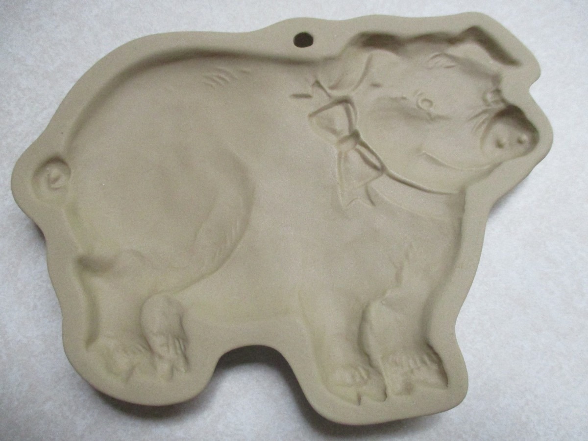 Vintage Estate Brown Bag Cookie Art Pig Mold Stamp Press Cutter