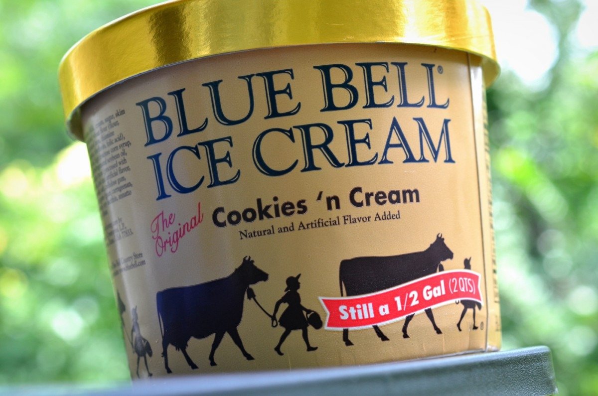 Food And Ice Cream Recipes  Review  Blue Bell Cookies 'n Cream