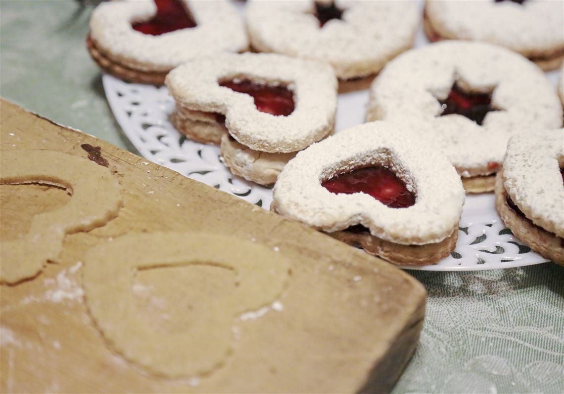 Here's How You Make The Best Christmas Cookies Ever