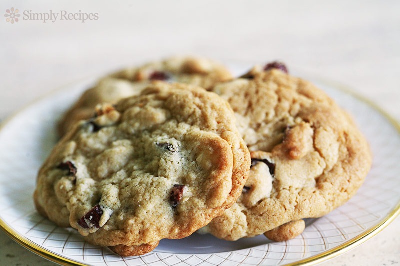 White Chocolate Chip Cranberry Cookies