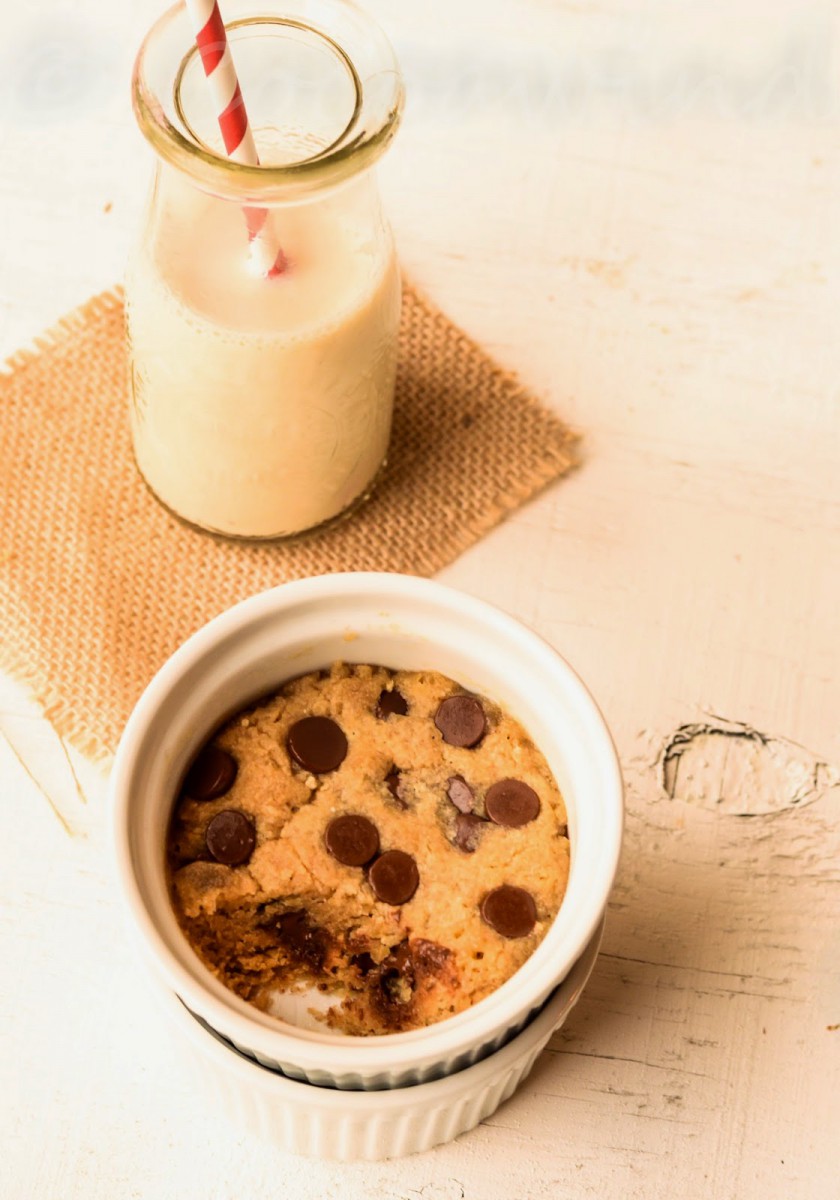 One Minute Eggless Chocolate Chip Cookie In A Cup