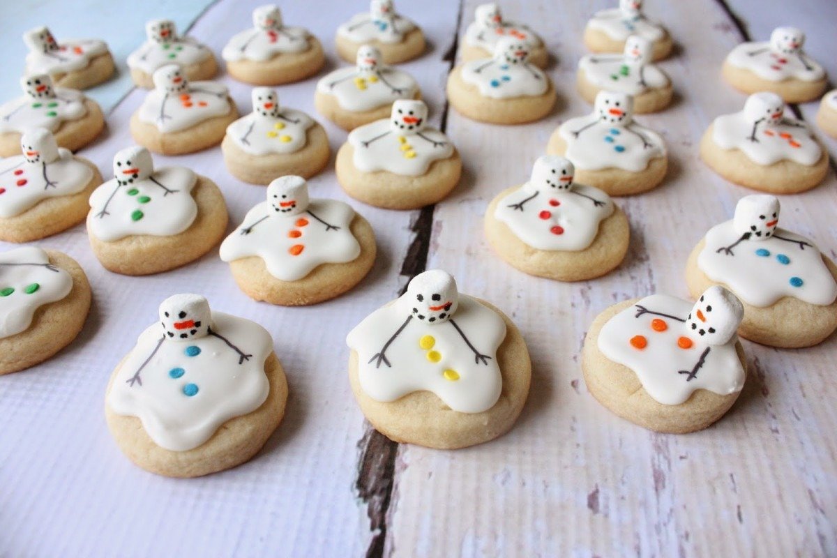 Munchkin Munchies  Mini Melting Snowmen Cookies
