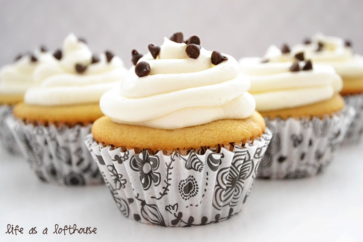 Chocolate Chip Cookie Dough Cupcakes