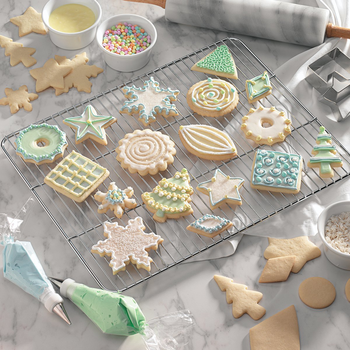 9 Easy Christmas Cookie Decorating Ideas