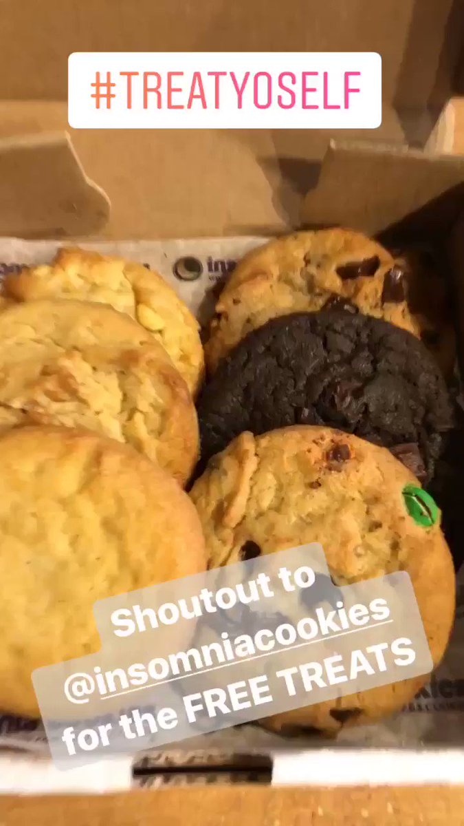 Barefoot Columbia On Twitter   Shoutout To @insomniacookies For
