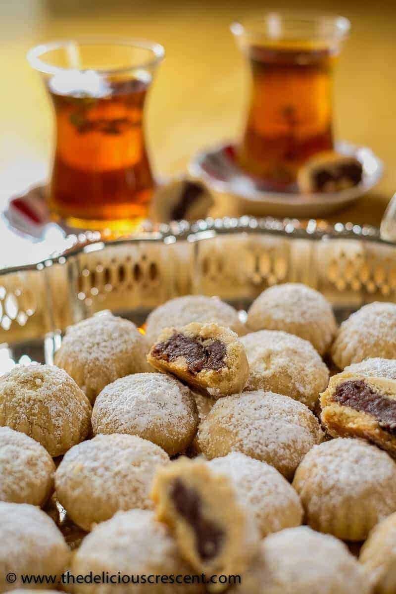 Maamoul Cookies (date Filled Cookies)