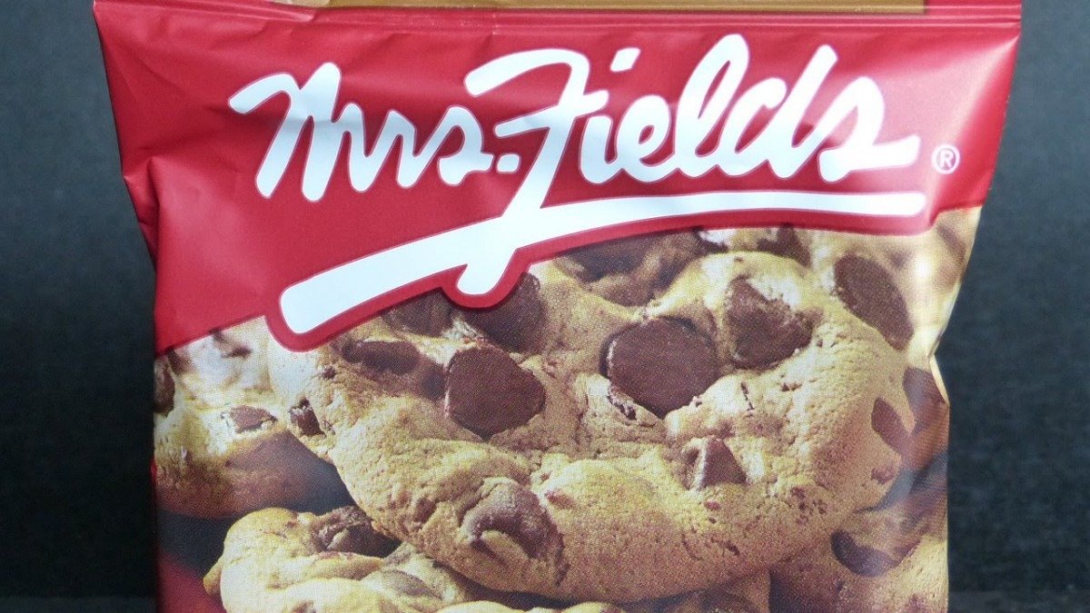 Mrs  Fields Chocolate Chip Cookie (single Bag)