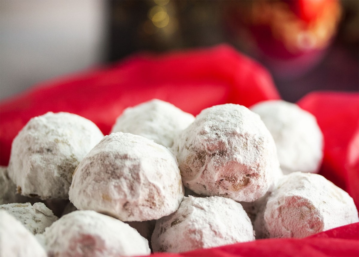Pecan Snowball Cookies