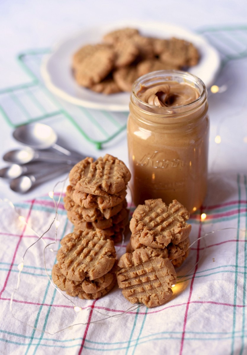 Vegan Peanut Butter Cookies