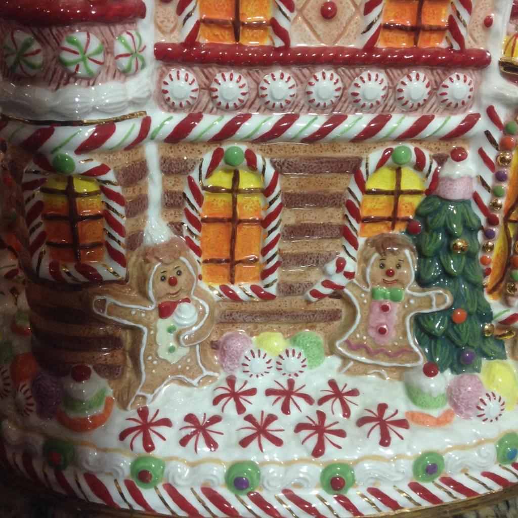 Christopher Radko Gingerbread House Cookie Jar
