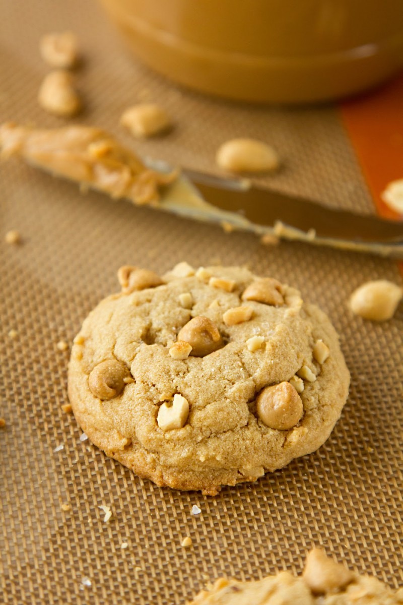 Chewy Chunky Peanut Butter Cookies