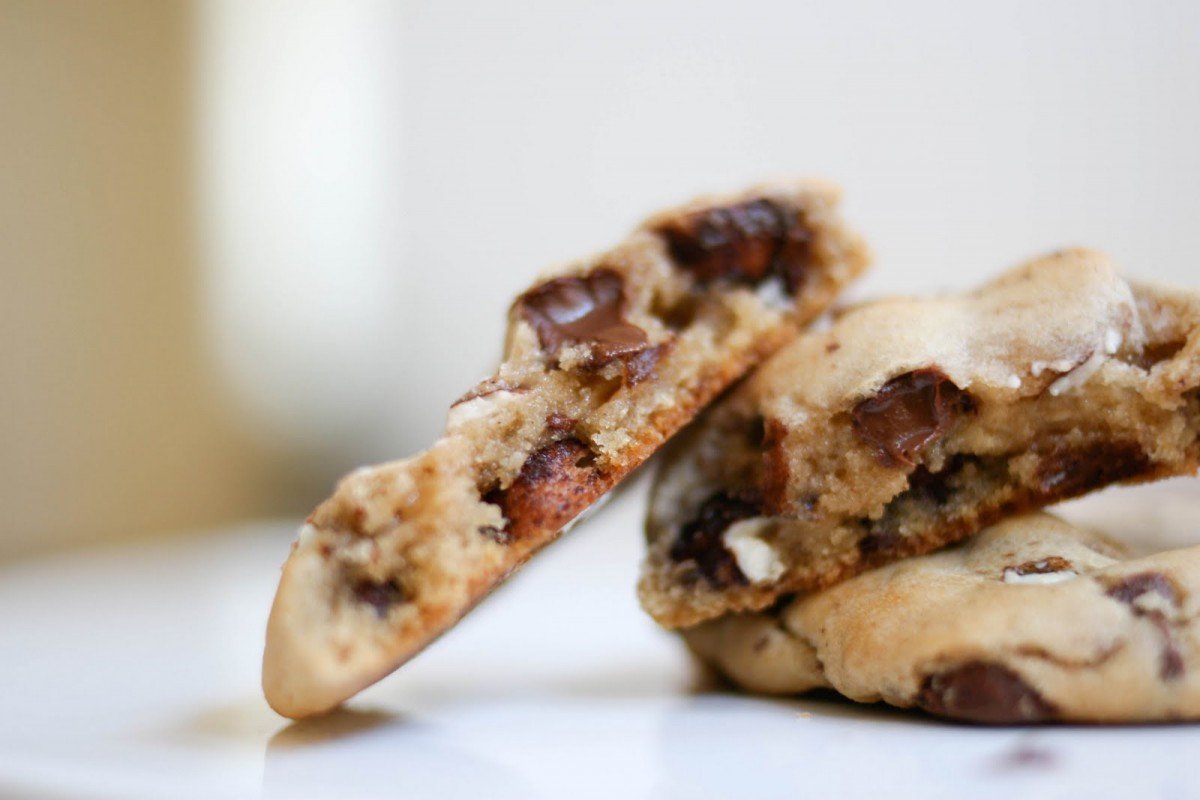 Chocolate Chip Cookies With Almonds