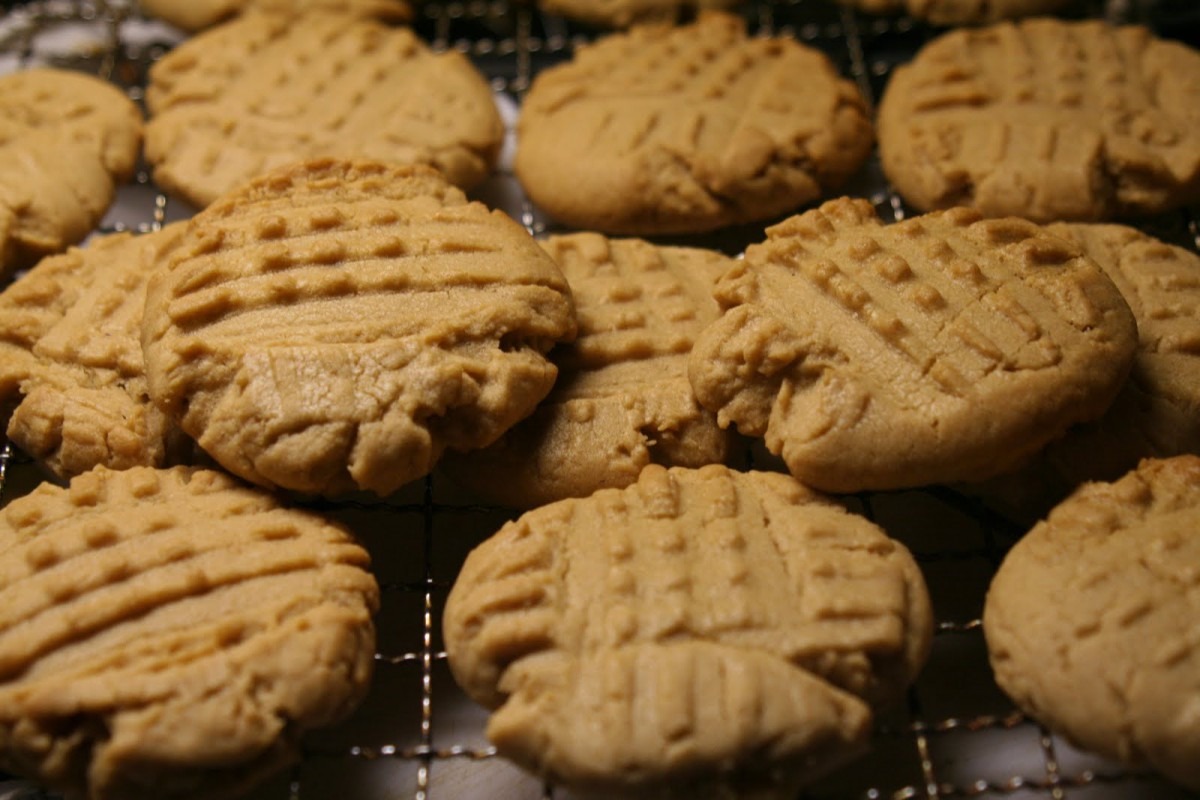 Alton Brown's Peanut Butter Cookies