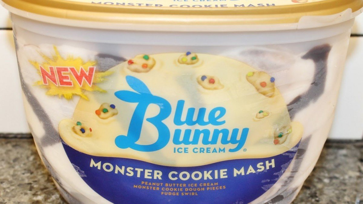 Blue Bunny Ice Cream  Monster Cookie Mash Review