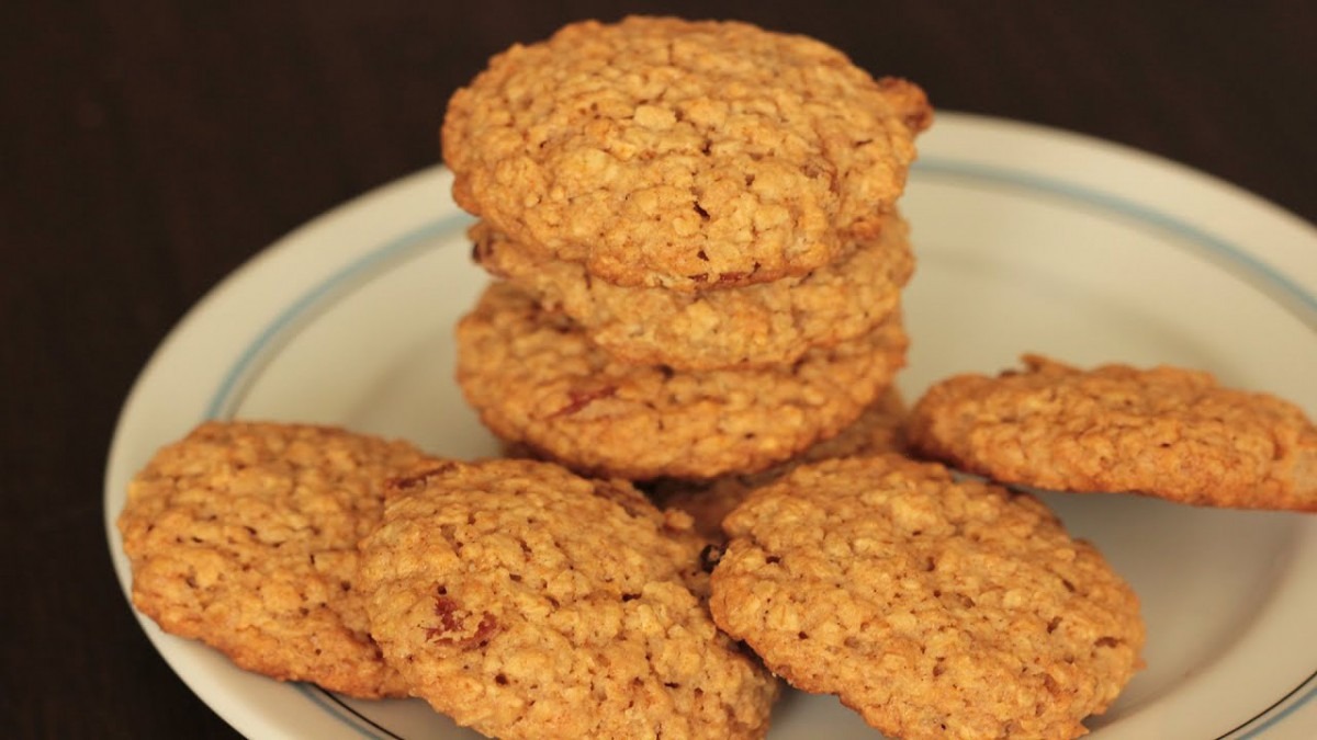 Wholewheat Honey Oats Cookies (eggless)