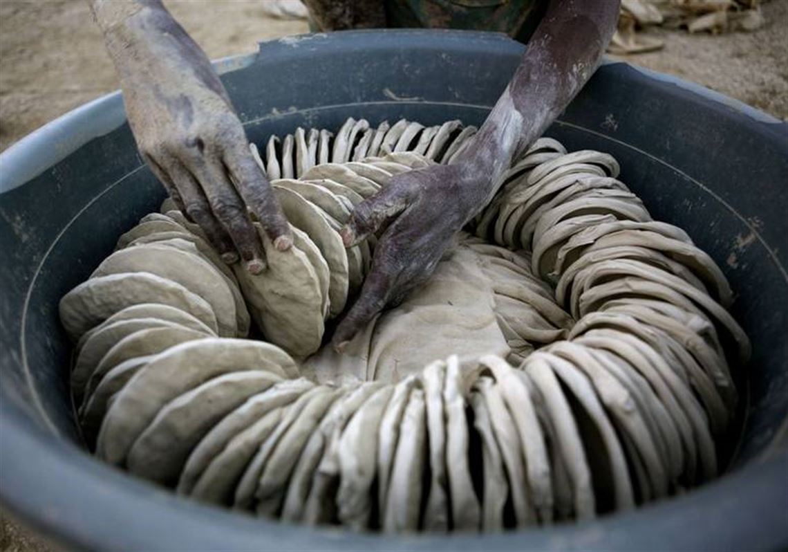 Mud Cookies At Luxurious Resort Would Be Just Desserts For Rich
