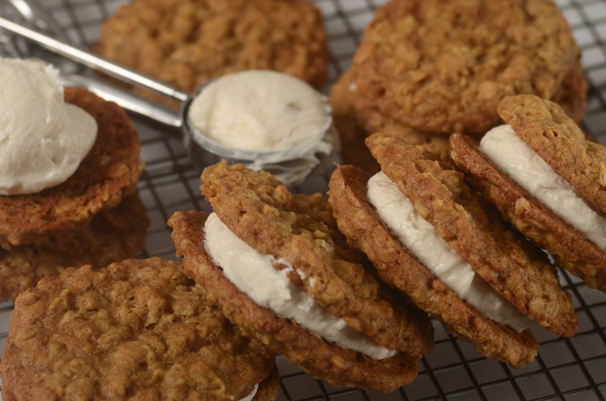 Oatmeal Cream Cookies
