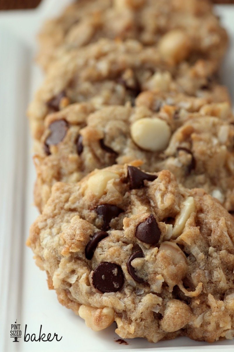 Macadamia Nut Chocolate Chip Cookies With Coconut