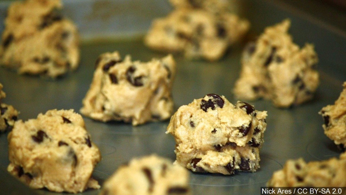 How Dangerous Is Eating Raw Cookie Dough