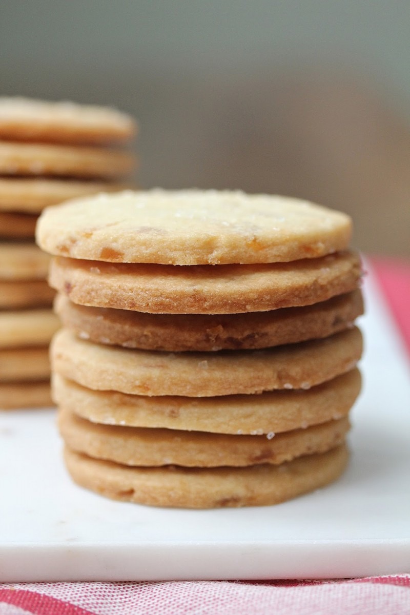 Crystallized Ginger Shortbread Cookies