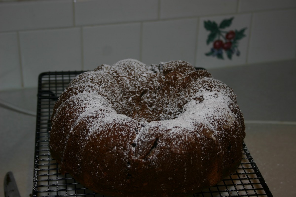 Paula Deen's Chocolate Chip Cake