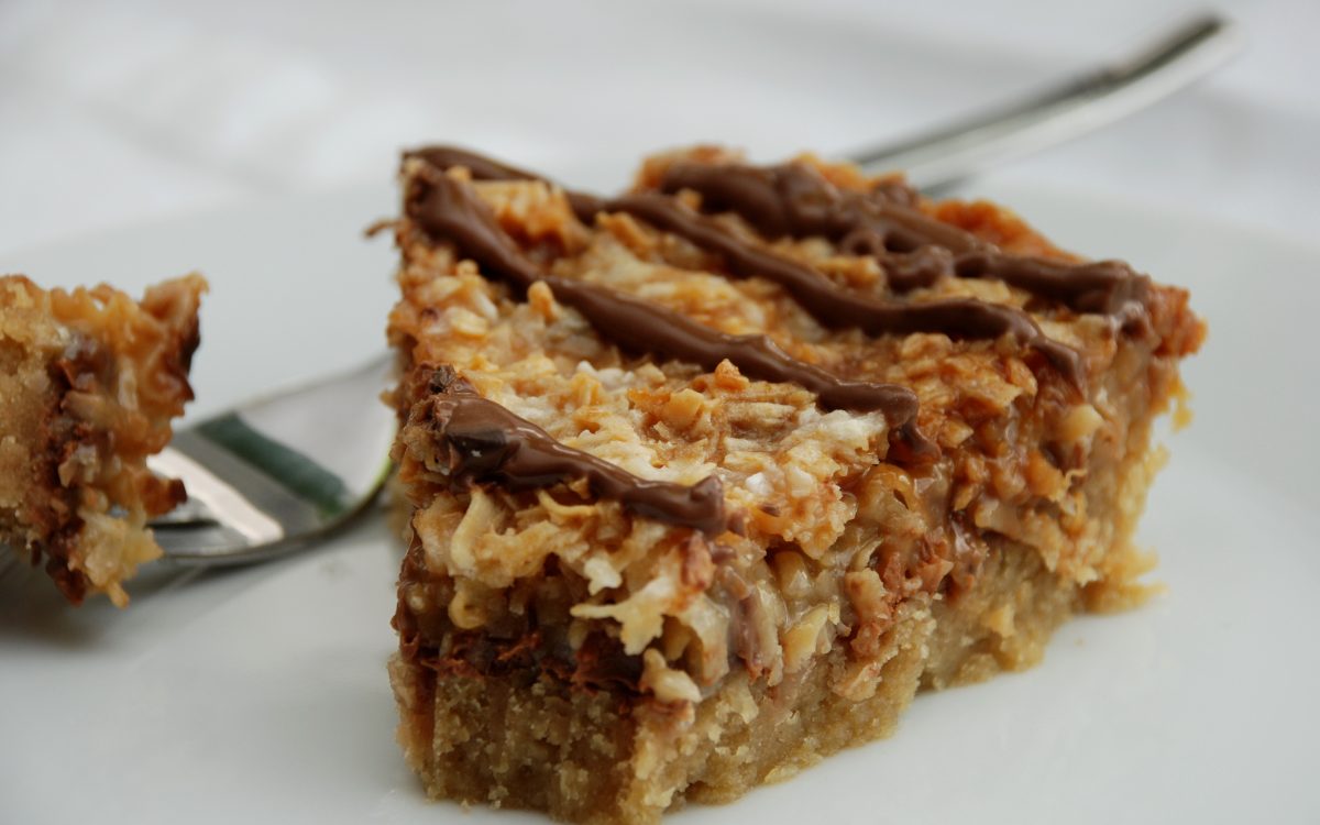 Samoa Cookie Pie